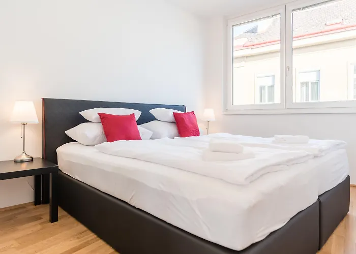 Mainstation - 10 Minutes To Citycenter - With Aircondition Apartman