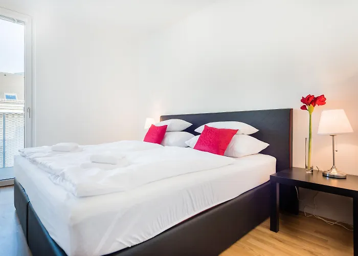 Mainstation - 10 Minutes To Citycenter - With Aircondition Apartman *