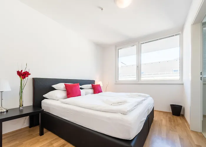 Apartman Mainstation - 10 Minutes To Citycenter - With Aircondition Bécs