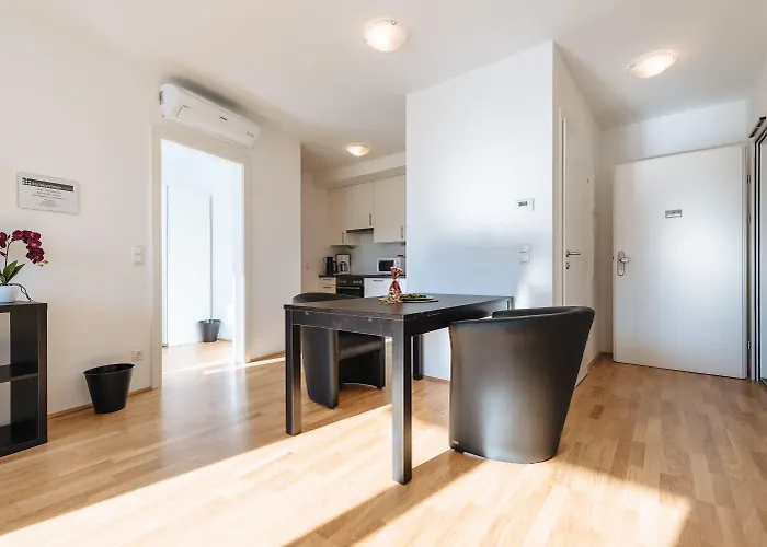 Apartman Mainstation - 10 Minutes To Citycenter - With Aircondition