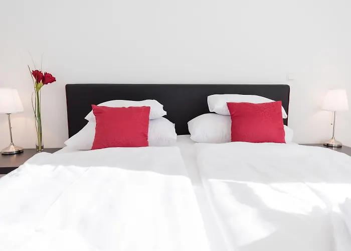 Mainstation - 10 Minutes To Citycenter - With Aircondition * Bécs
