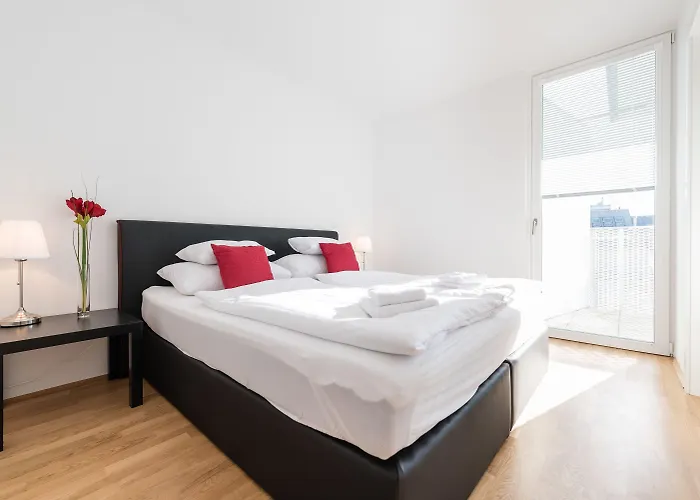 Mainstation - 10 Minutes To Citycenter - With Aircondition Bécs