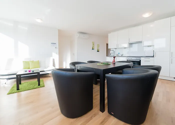 Mainstation - 10 Minutes To Citycenter - With Aircondition * Bécs
