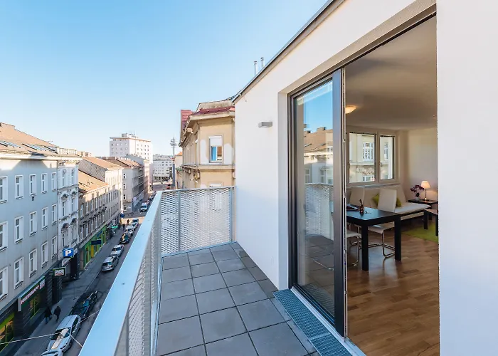 Apartman Mainstation - 10 Minutes To Citycenter - With Aircondition