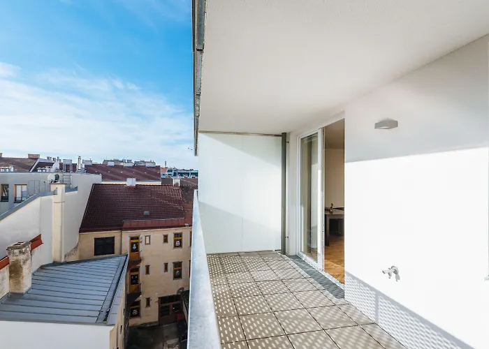 Mainstation - 10 Minutes To Citycenter - With Aircondition