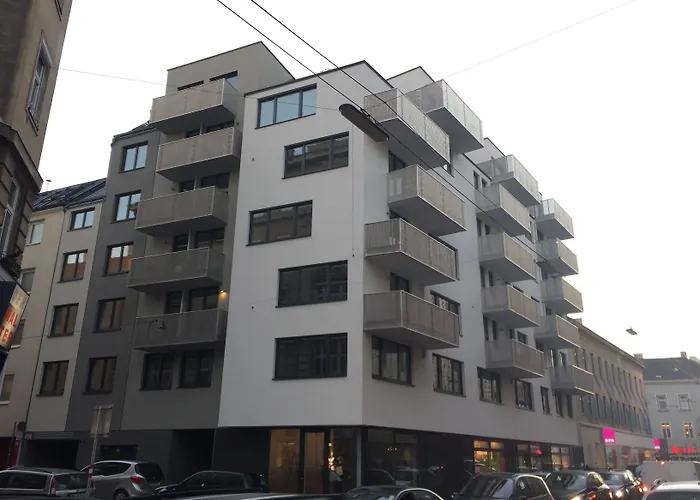 Апартаменти Mainstation - 10 Minutes To Citycenter - With Aircondition